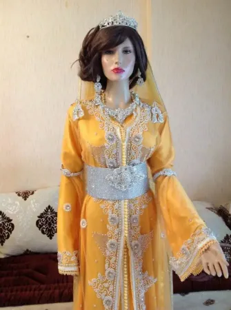 https://radhedesigner.com/images/thumbs/002/0023566_modern-khaleeji-thobe-arabian-caftan-for-womenabayaji_450.webp