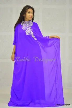 Picture of modest maxi gown Fancy Lovely Arabian V-Neck Georgette