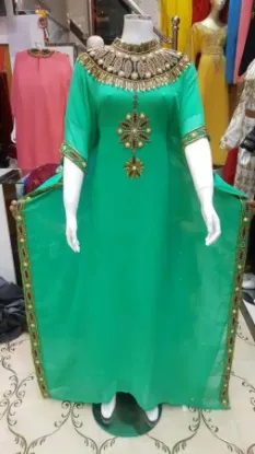 Picture of modest maxi gown moroccan dubai kaftan caftan abaya jal