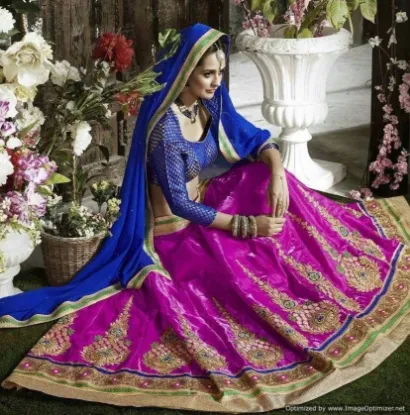 Picture of bollywood dulhan lehenga,ghagra choli to buy onlinecha,