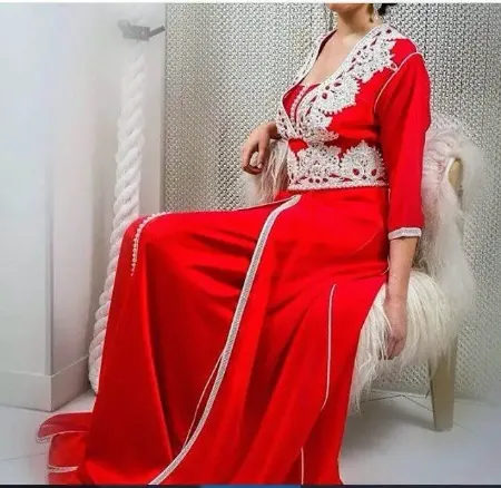 https://radhedesigner.com/images/thumbs/002/0024573_party-wear-khaleeji-thobe-for-women-abayajilbabkafta_450.webp