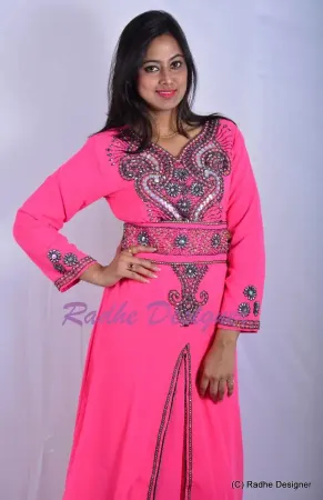 https://radhedesigner.com/images/thumbs/002/0024908_royal-oriental-robe-party-wear-womens-overcoat-designs_450.webp