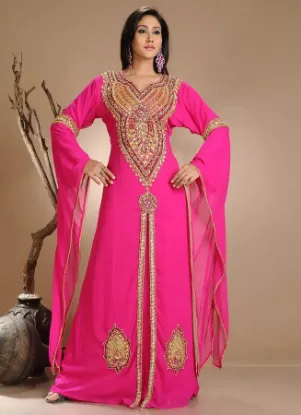 Picture of stylish wedding gown party wear thobe with beautiful ha