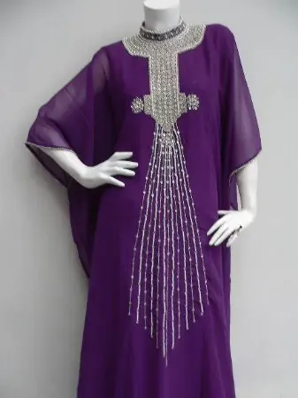 https://radhedesigner.com/images/thumbs/002/0025252_thobe-brands-in-saudiparty-wear-punjabi-suitabayajil_450.webp