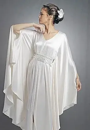 https://radhedesigner.com/images/thumbs/002/0025682_wedding-gown-beltsabayajilbabkaftan-dressdubai-kaft_450.webp