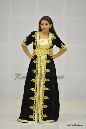 https://radhedesigner.com/images/thumbs/002/0025773_wedding-gown-jalabiya-jilbab-kaftan-thobe-arabian-taksh_450.webp