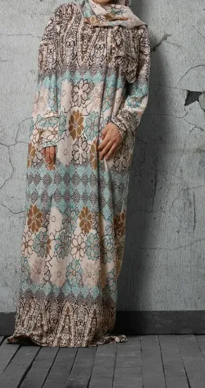 Picture of evening dress vs batik print kaftantail dress,kaftan ne