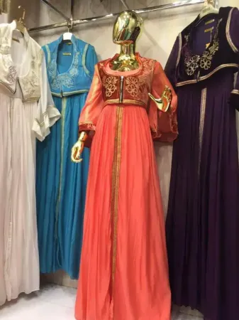 https://radhedesigner.com/images/thumbs/002/0028129_exclusive-modest-maxi-gown-modern-bridal-moroccan-weddi_450.webp