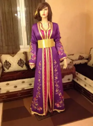 Picture of full length party wear maghribi kaftan with unique embr