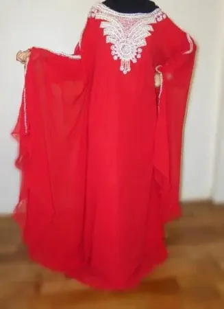 https://radhedesigner.com/images/thumbs/002/0028645_party-wear-blouse-designthobekile-s-albumabayajilbab_450.webp