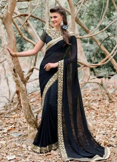 Picture of handmade indian traditional craft beige saree floral pr