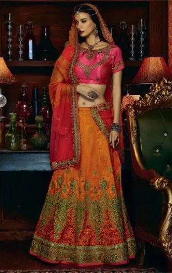 Picture of pakistani partywear saree wedding bollywood sari desig,