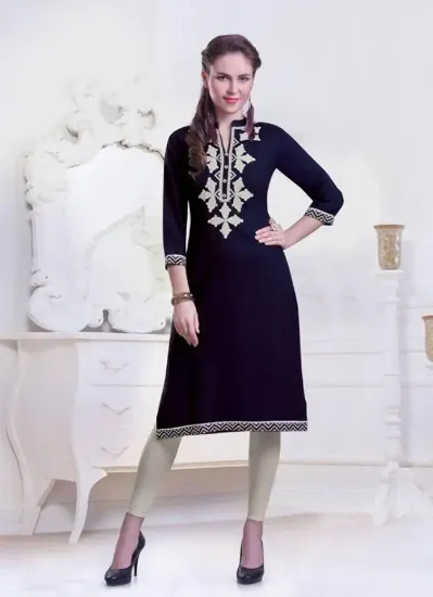 Picture of designer asian women latest design indian pakiatni anar