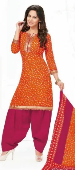 Picture of ethnic desi salwar kameez indian pakistani bollywood de