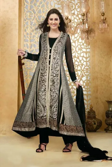 Picture of indian pakistani designer patiyala embroidery salwar ka