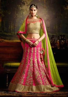 Picture of indian bollywood party awesome wear bridal wedding sar,