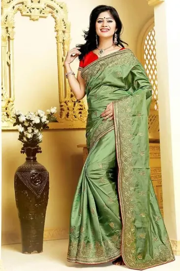 Picture of indian ethnic handmade saree patola silk printed green 