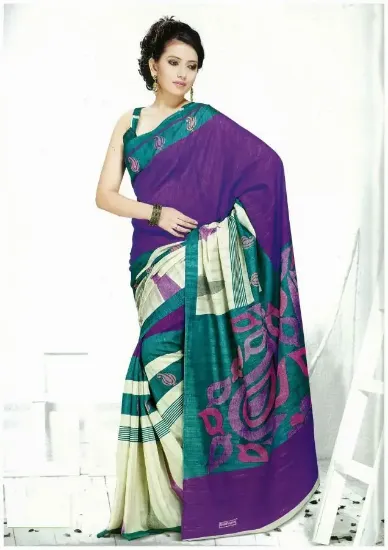 Picture of indian peach designer embroidered bollywood style sari,