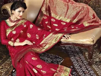 Picture of maroon soft silk saree with blouse grand pallu jari wor