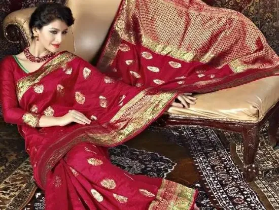 Picture of maroon soft silk saree with blouse grand pallu jari wor