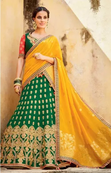 Picture of partywear saree wedding bollywood stylish sari designe,