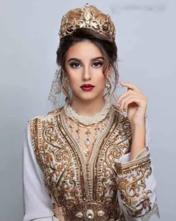 Picture for category arabian elegant wedding gown