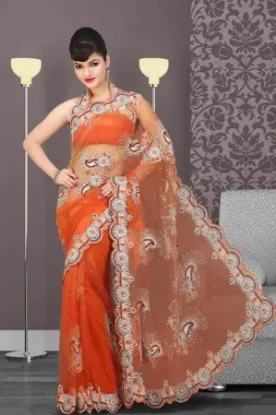 Picture of traditional bollywood zari border work sari party wear 