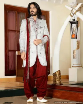 Picture of ethnic wedding groom velvet dupatta indian handmade men